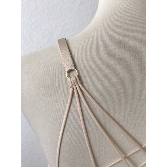 Victoria's Secret Lingerie Sheer Starburst Plunge Underwire Bra - Picture 9 of 11